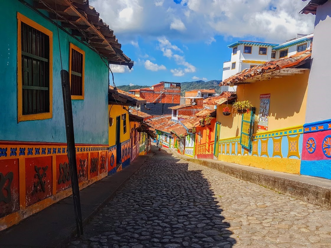 The colourful streets of Guatapé 